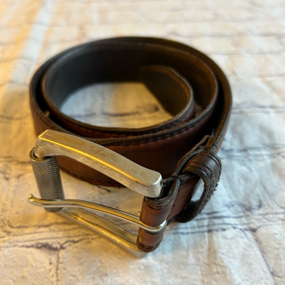VINTAGE GENUINE AMERICAN BISON LEATHER MENS BROWN RUGGED BELT SIZE 32